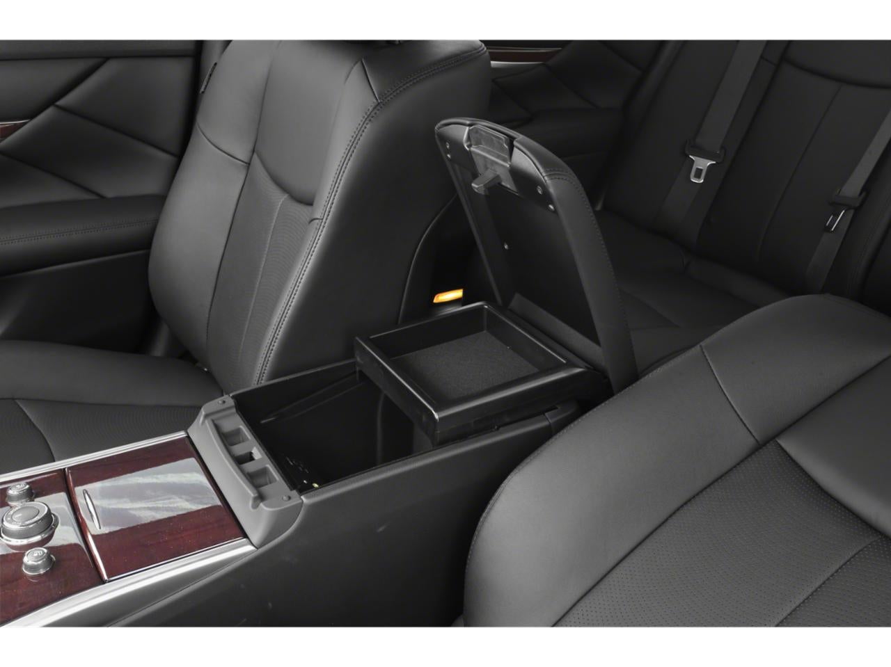 2019 INFINITI Q70 3.7 LUXE AWD