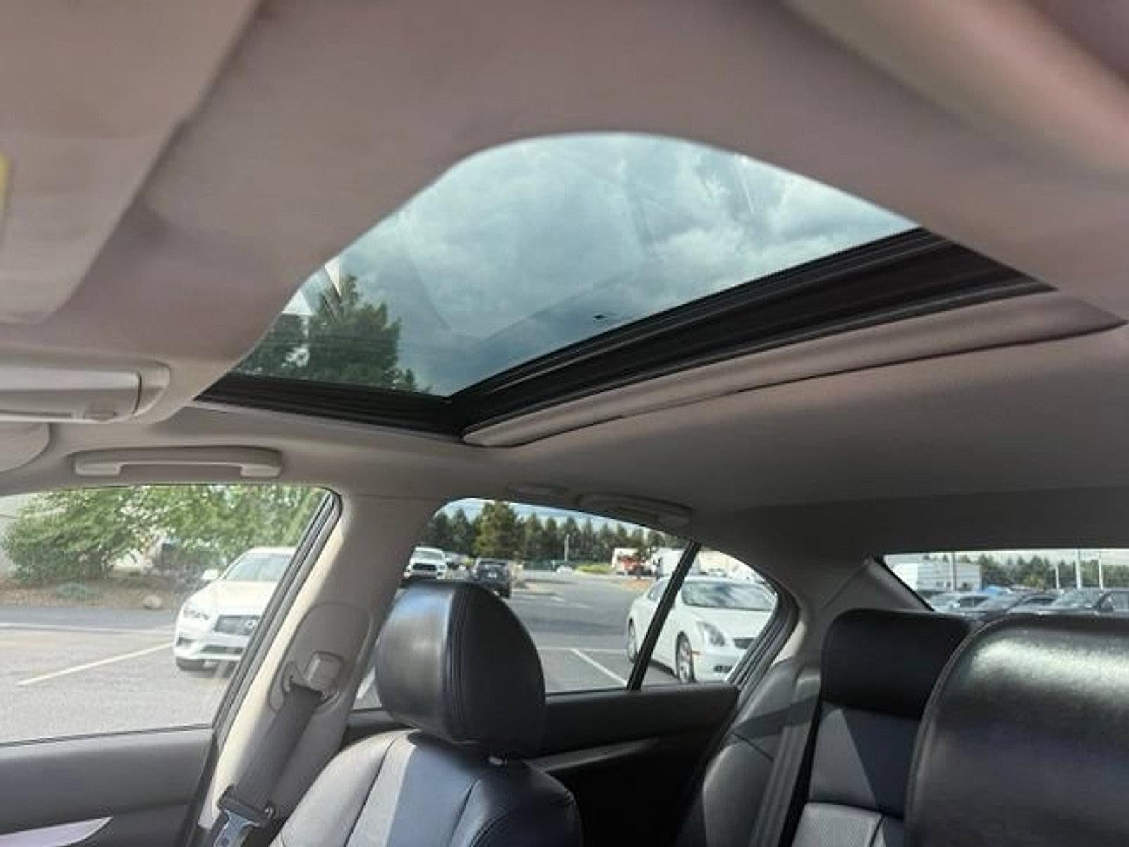 2015 INFINITI Q40 AWD