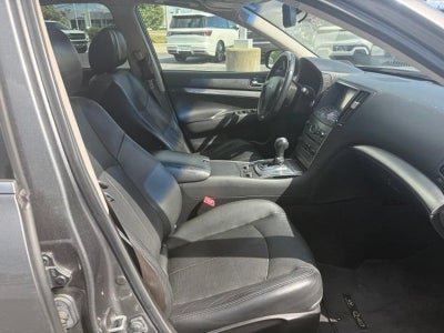 2015 INFINITI Q40 AWD