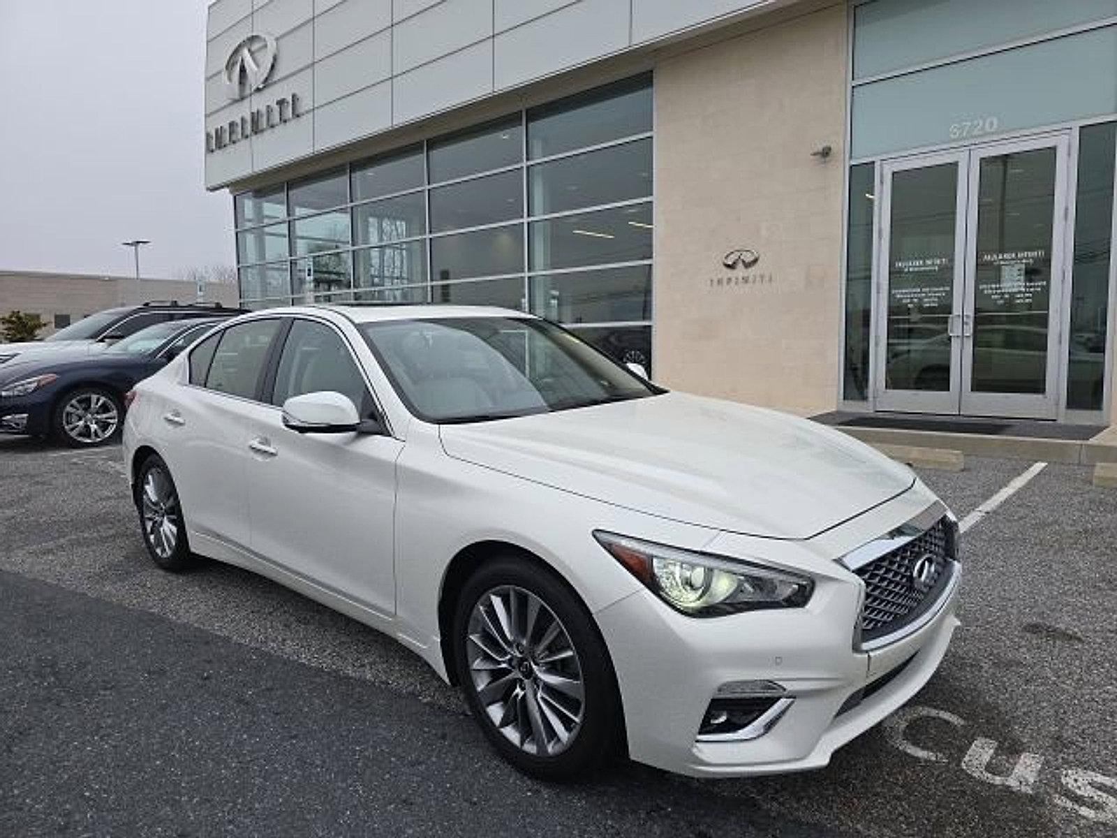 2022 INFINITI Q50 LUXE AWD