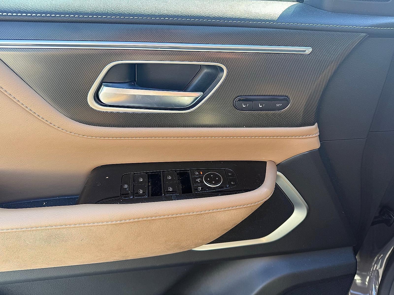 2025 INFINITI QX80 LUXE AWD