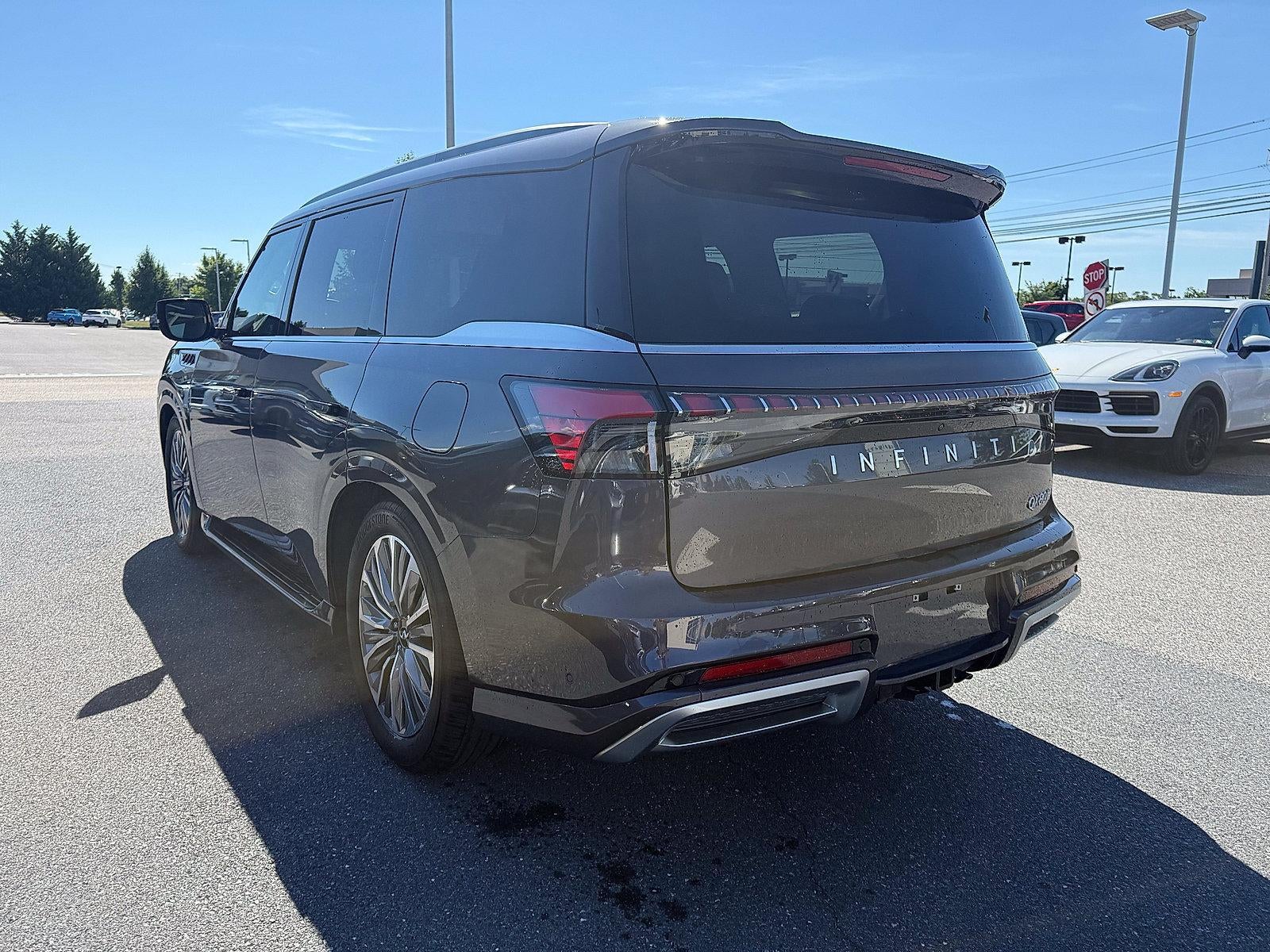 2025 INFINITI QX80 LUXE AWD