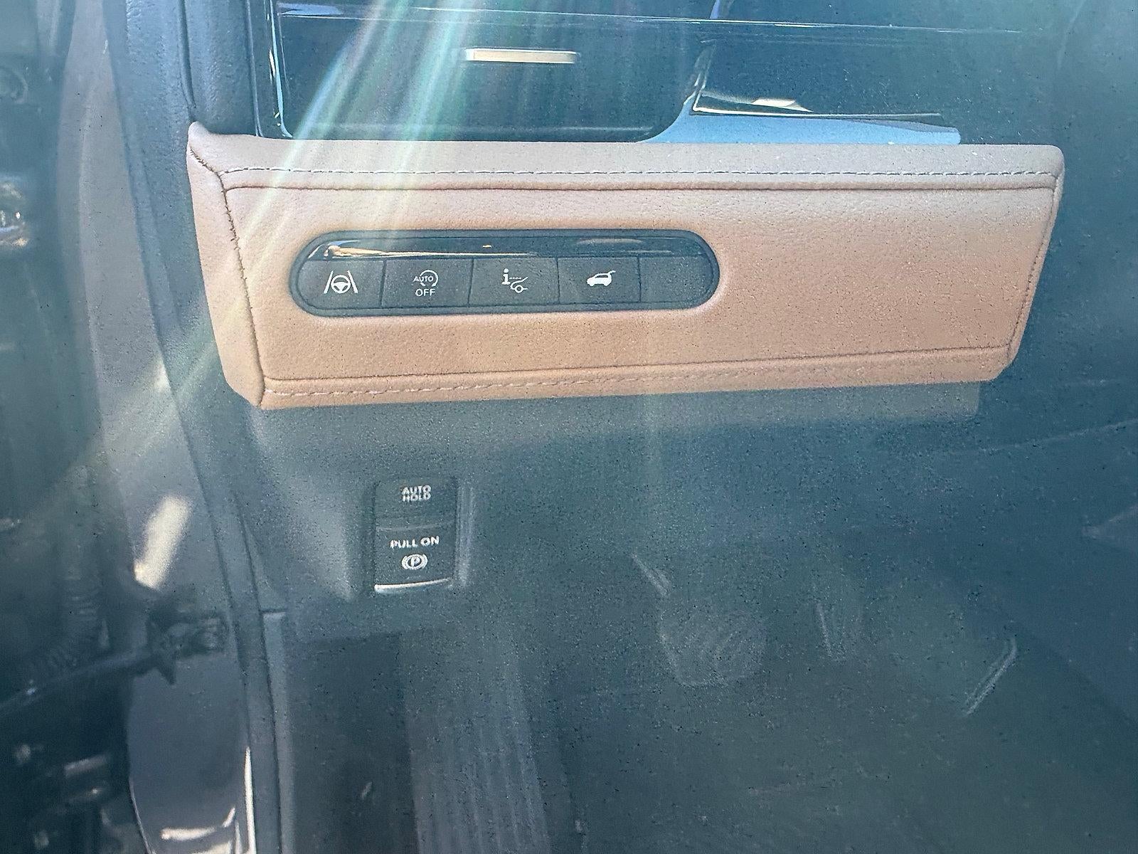 2025 INFINITI QX80 LUXE AWD