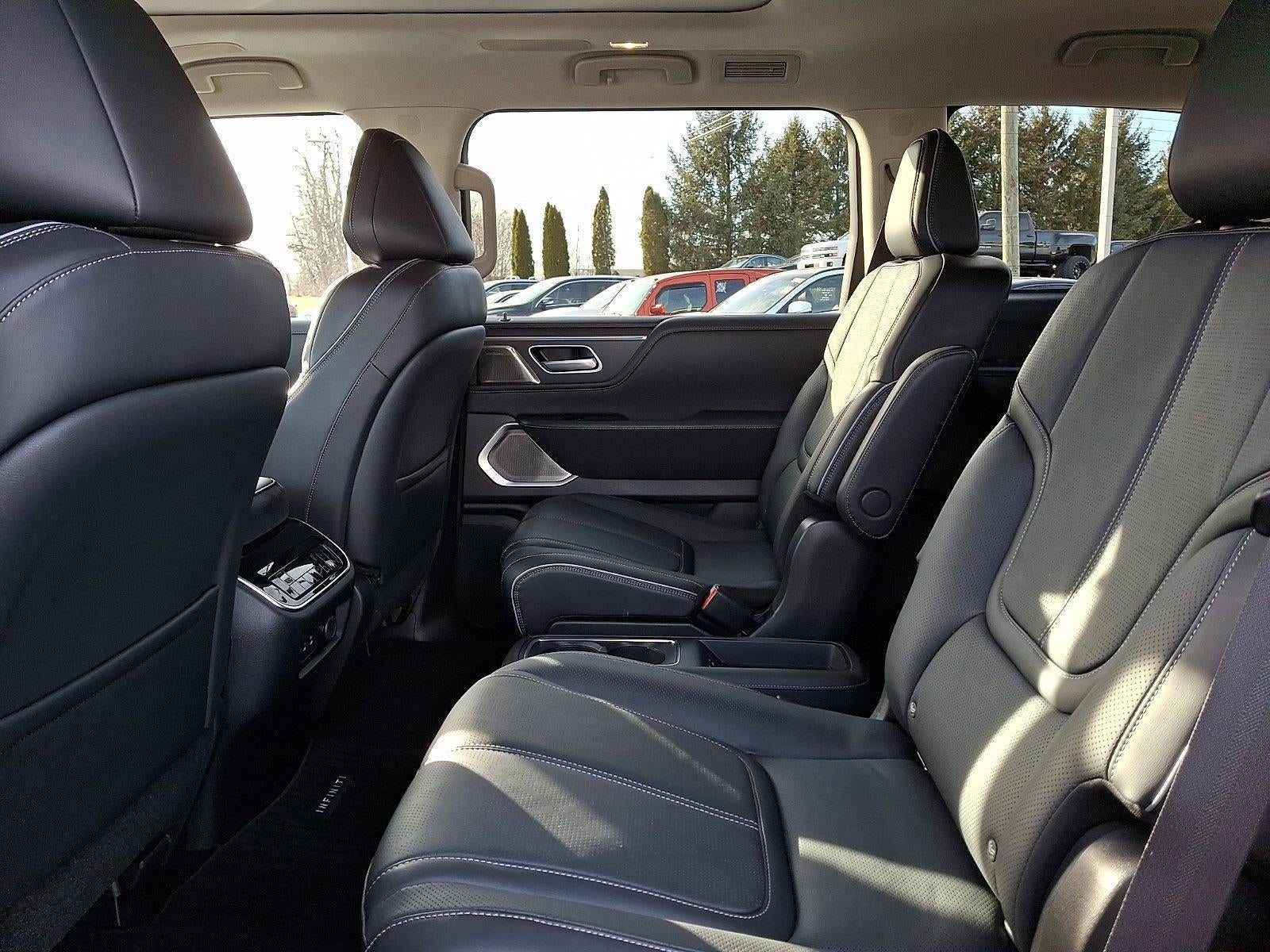 2025 INFINITI QX80 SENSORY AWD