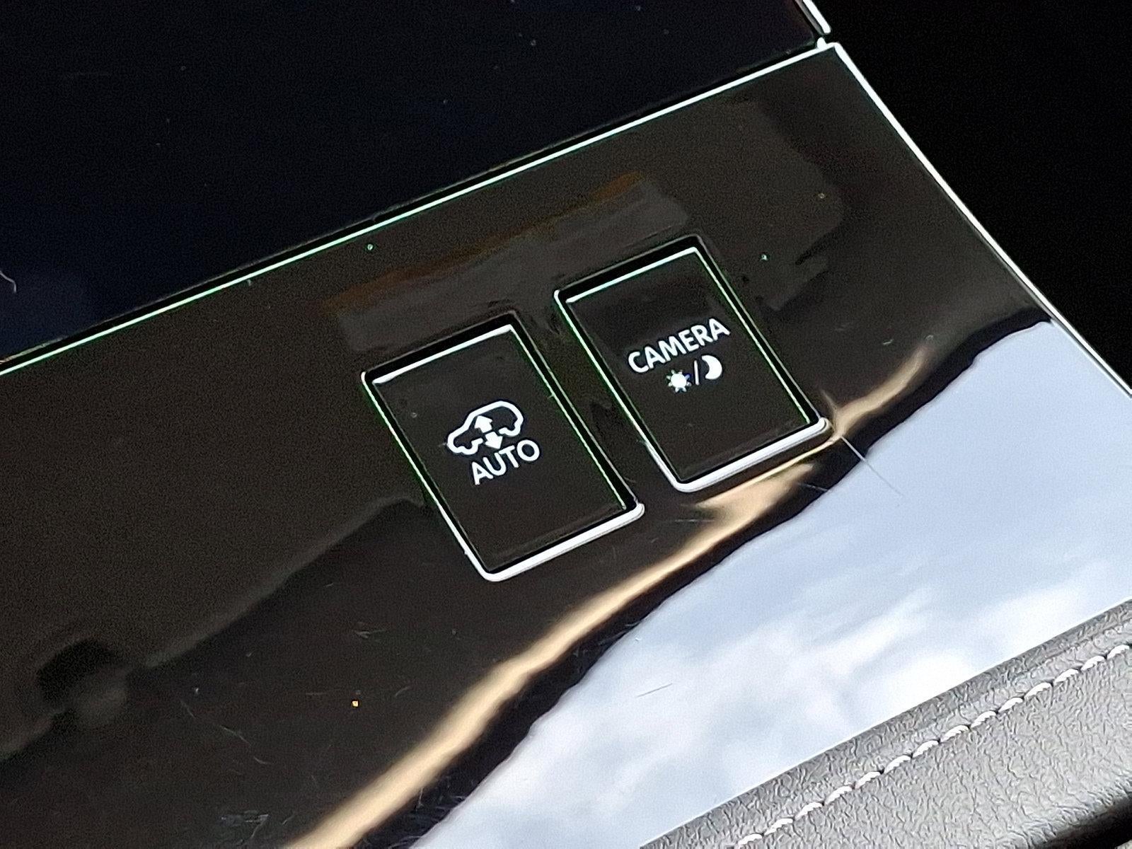 2025 INFINITI QX80 SENSORY AWD