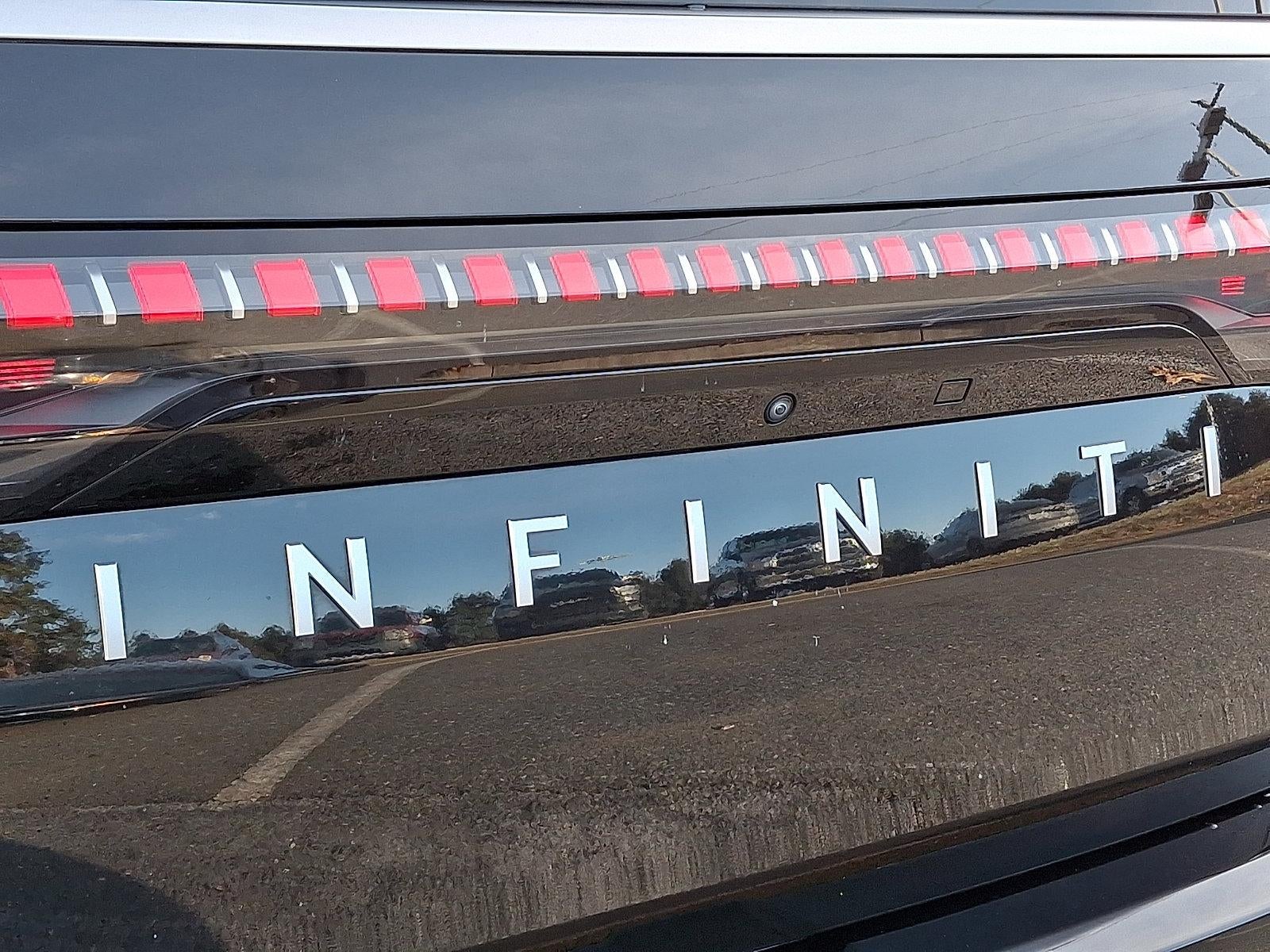 2025 INFINITI QX80 SENSORY AWD