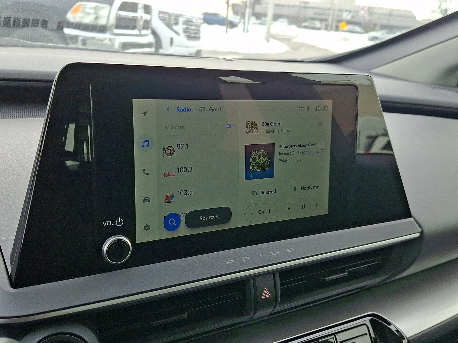 2025 Toyota Prius Limited (Natl)