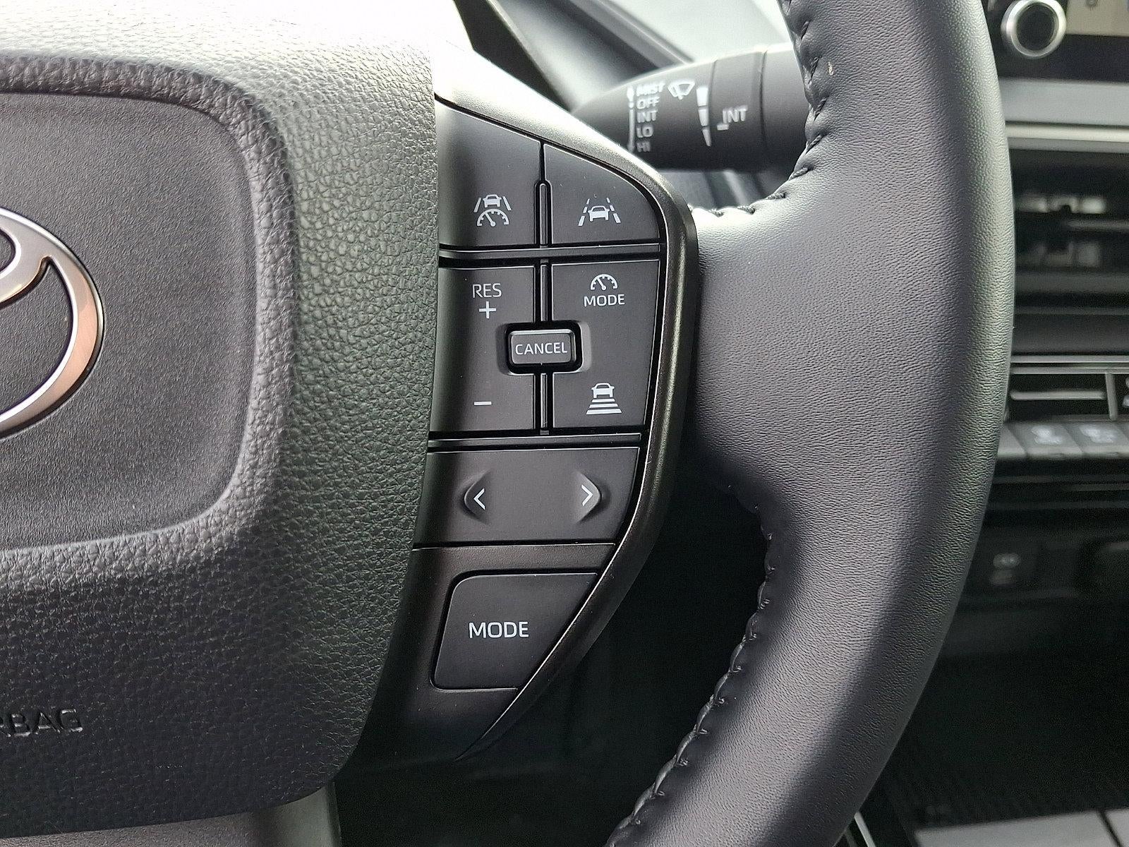 2025 Toyota Prius Limited (Natl)