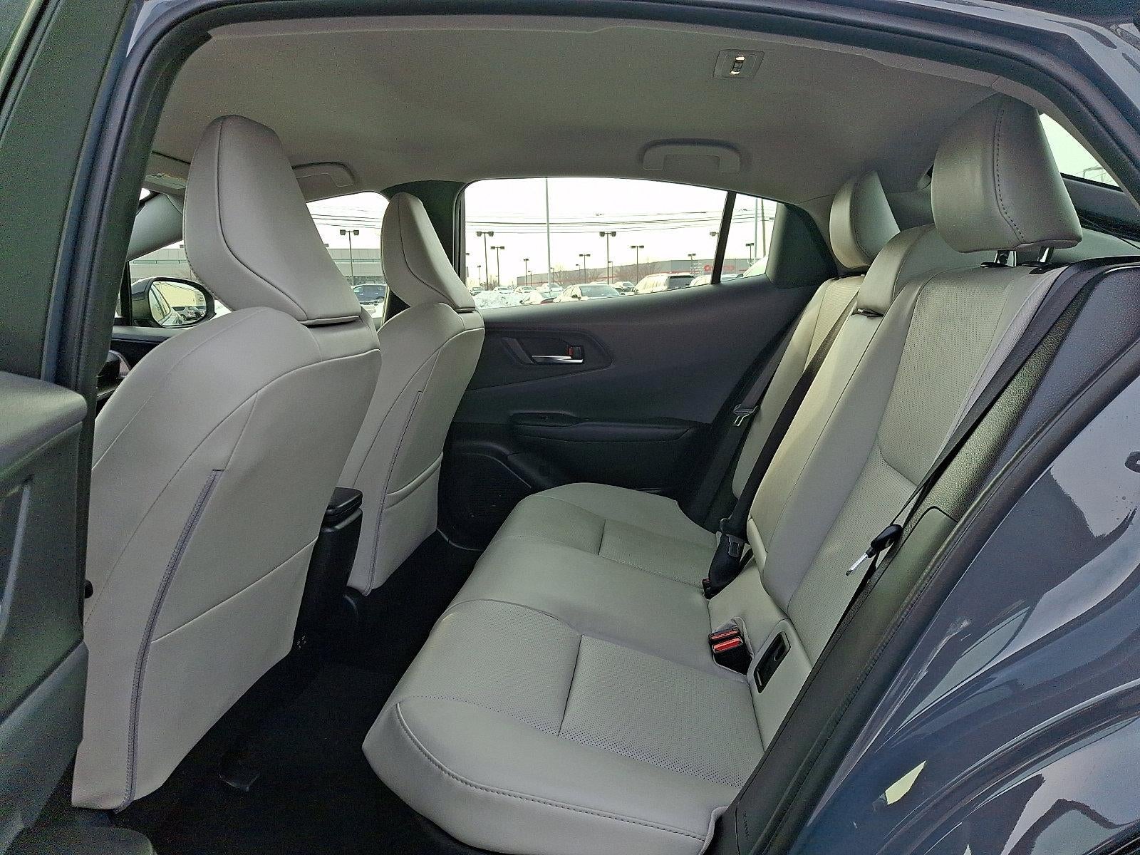 2025 Toyota Prius Limited (Natl)