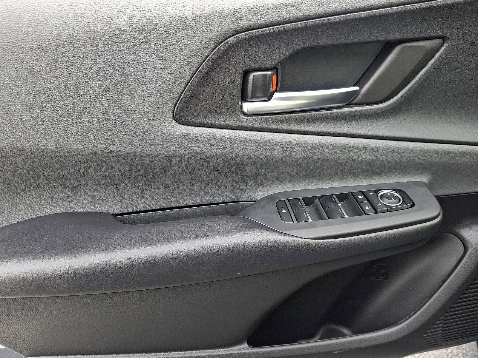 2025 Toyota Prius Limited (Natl)