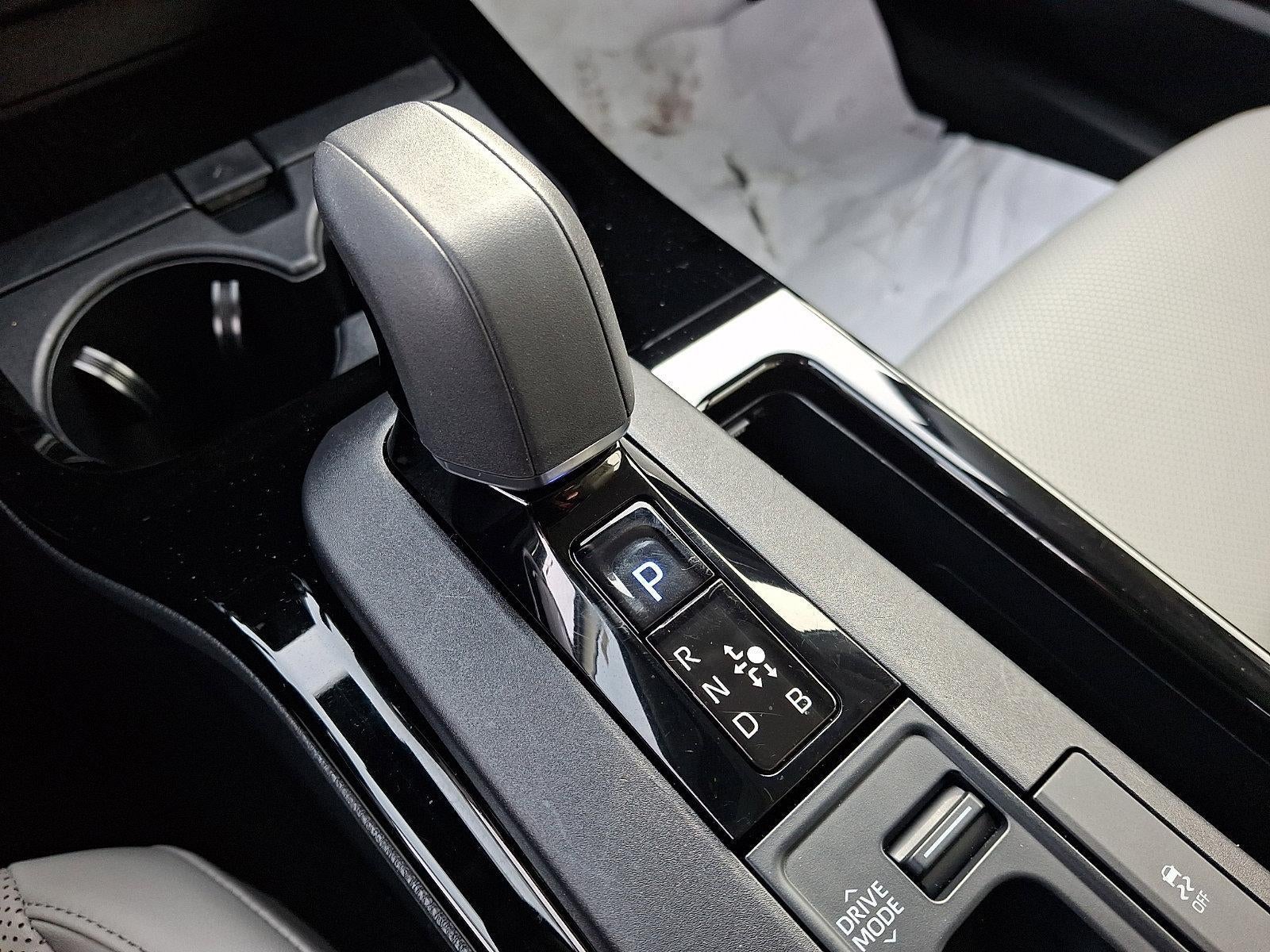 2025 Toyota Prius Limited (Natl)