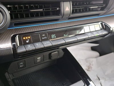 2025 Toyota Prius Limited (Natl)