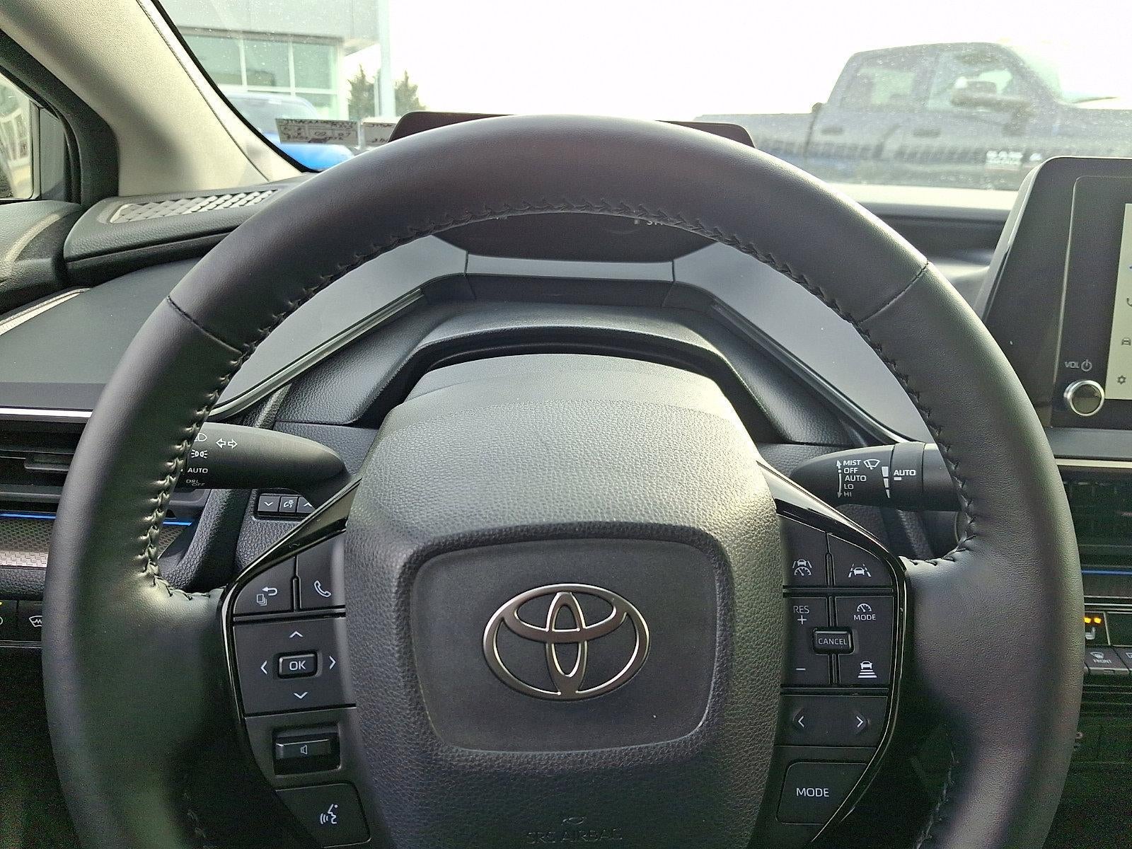 2025 Toyota Prius Limited (Natl)