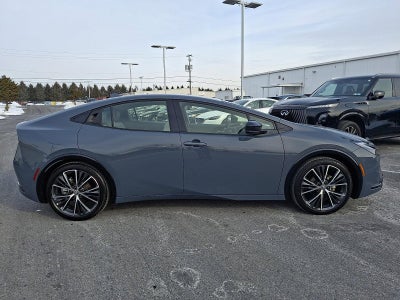 2025 Toyota Prius Limited (Natl)