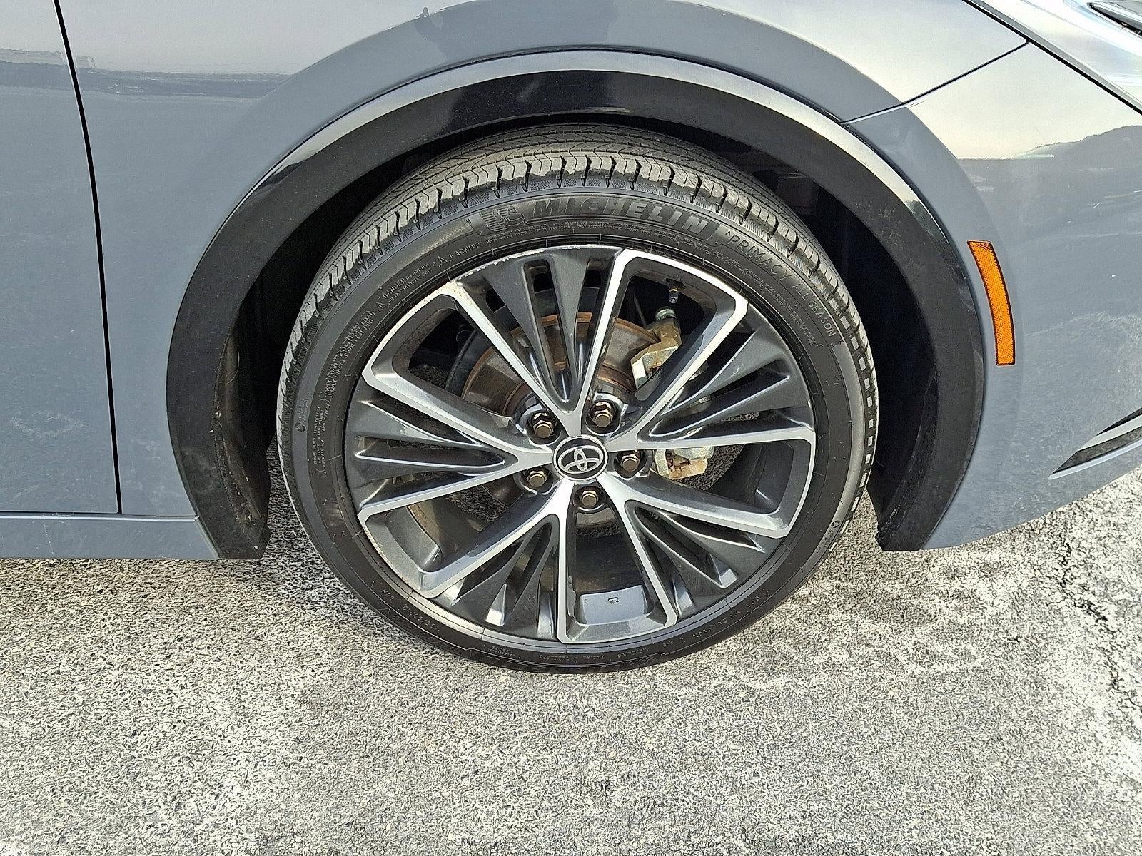 2025 Toyota Prius Limited (Natl)