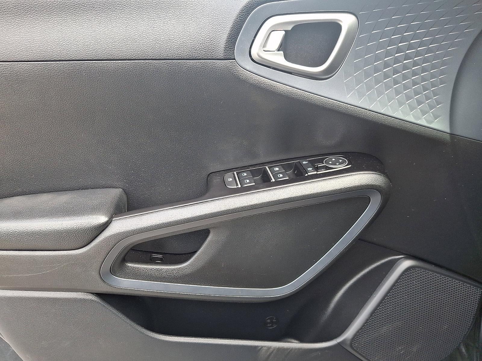 2023 Kia Soul EX IVT