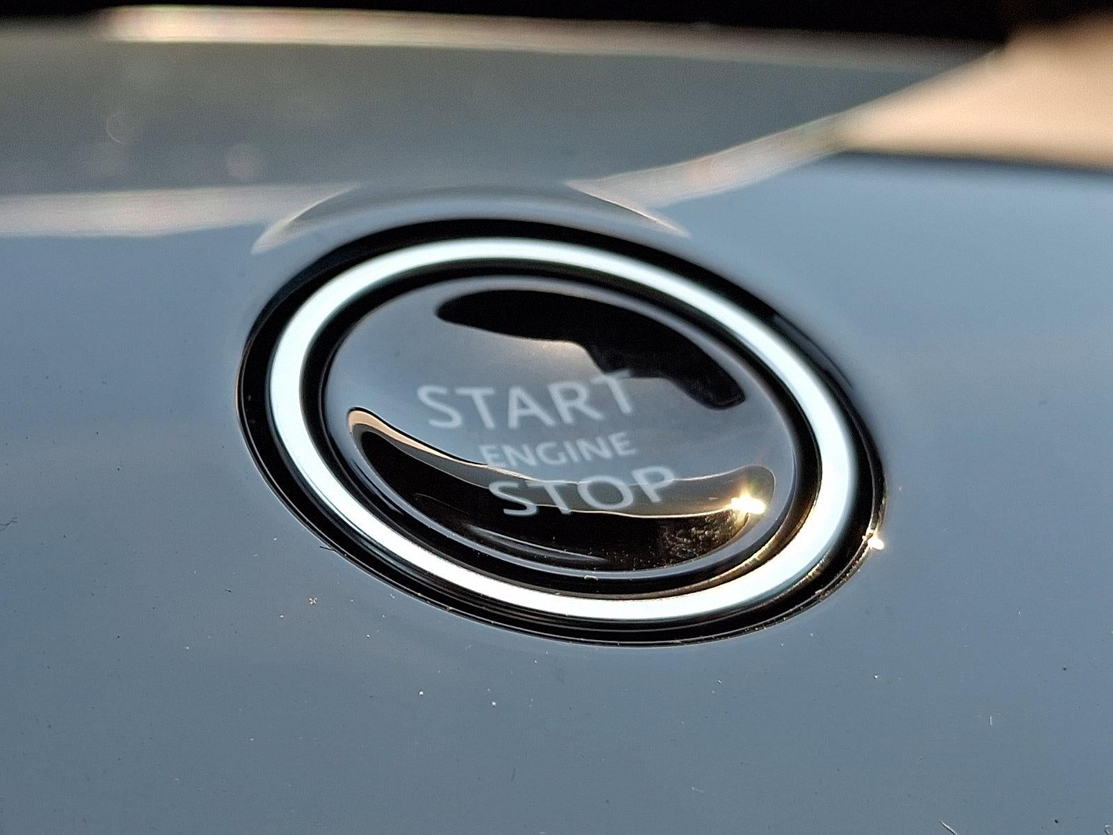 2025 Land Rover Range Rover Sport P360 SE