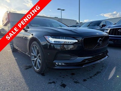 2017 Volvo S90 T6 AWD Momentum