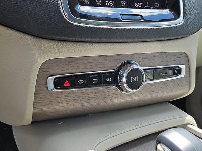2024 Volvo XC90 B6 AWD Plus Bright Theme 7P