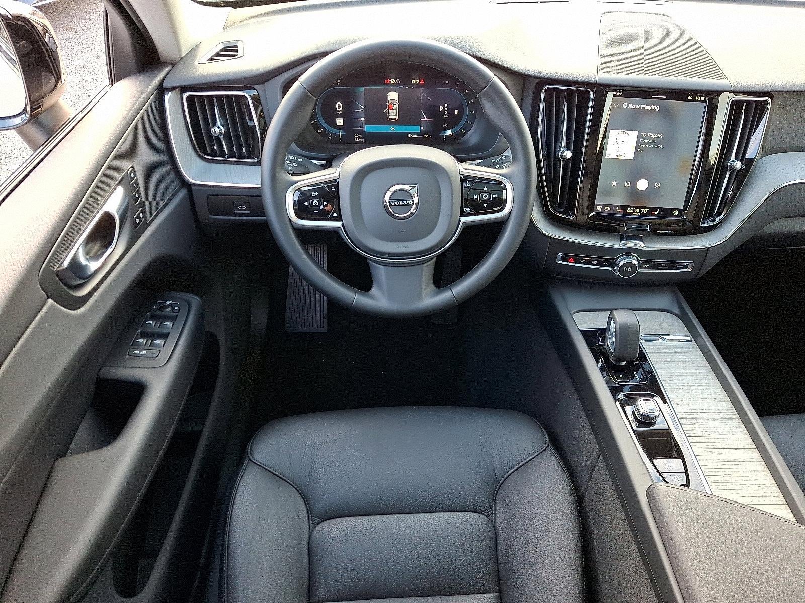 2025 Volvo XC60 B5 AWD Plus