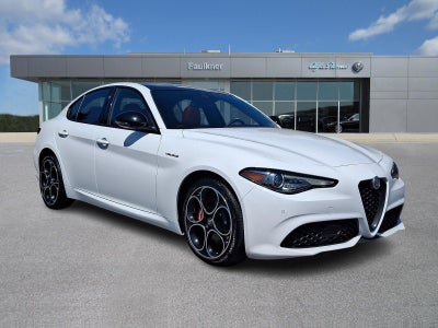 2022 Alfa Romeo Giulia Veloce AWD