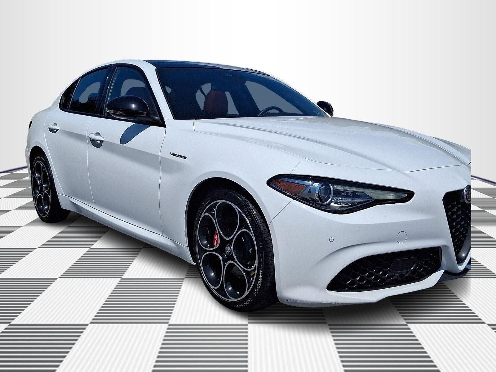 2022 Alfa Romeo Giulia Veloce AWD