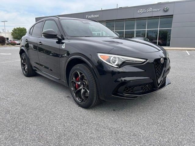 2022 Alfa Romeo Stelvio Quadrifoglio AWD