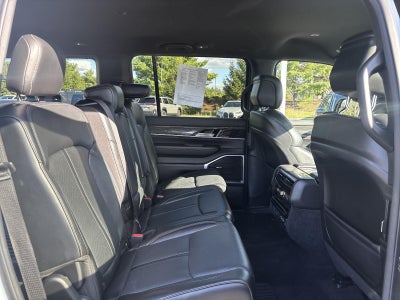 2022 Jeep Wagoneer Series III 4x4