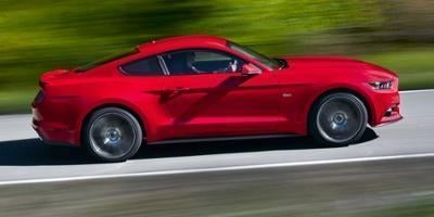 2016 Ford Mustang 2dr Fastback GT