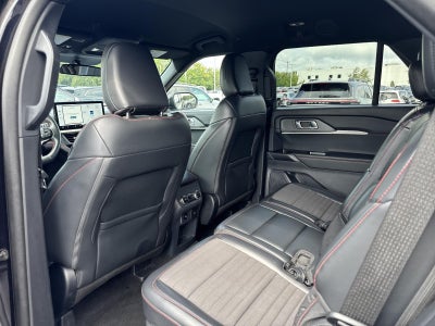 2025 Ford Explorer ST-Line 4WD
