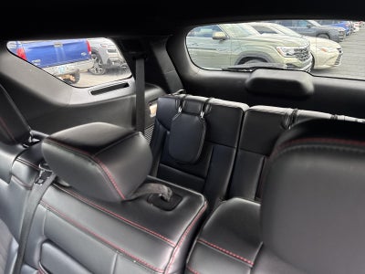 2025 Ford Explorer ST-Line 4WD