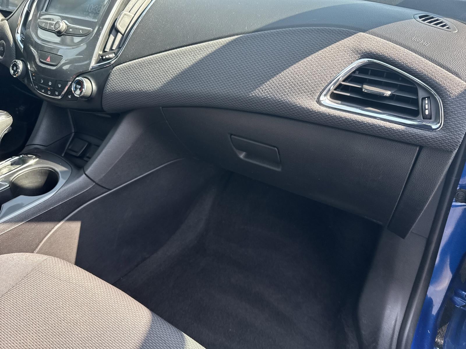 2018 Chevrolet Cruze Sedan LT (Automatic)