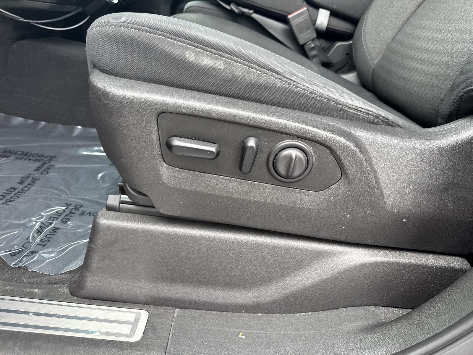 2019 Chevrolet Silverado 1500 Crew Cab Short Box 4-Wheel Drive RST