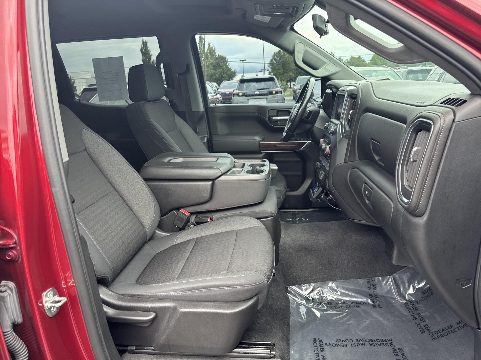 2019 Chevrolet Silverado 1500 Crew Cab Short Box 4-Wheel Drive RST