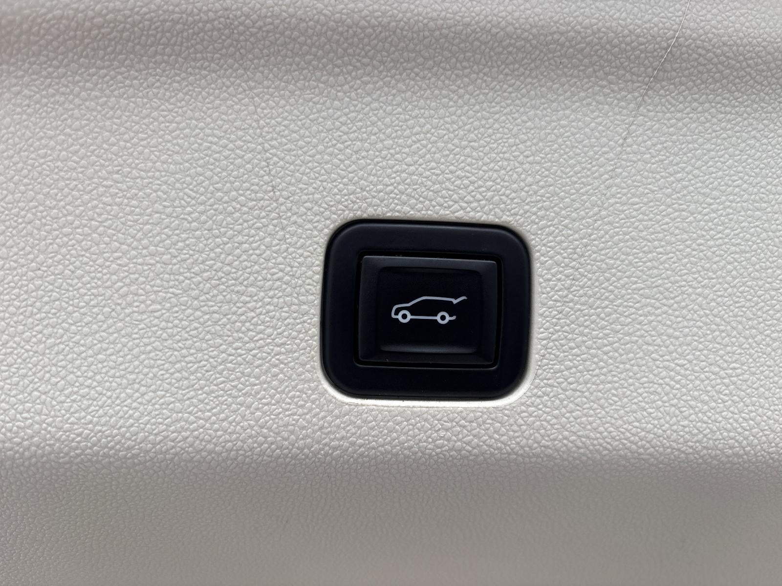 2023 Cadillac Escalade 4WD Sport Platinum