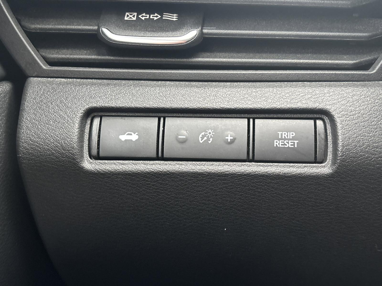 2022 Nissan Altima 2.5 SR AWD Sedan