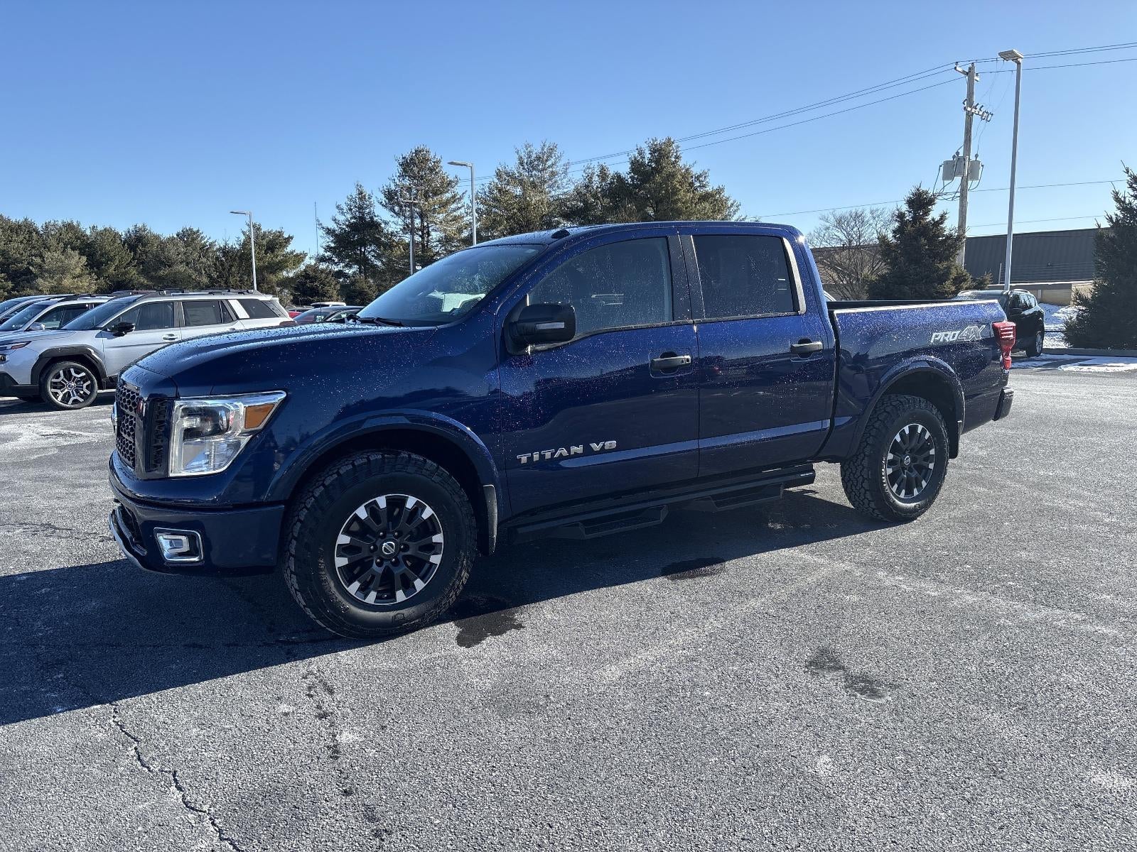 2019 Nissan Titan 4x4 Crew Cab PRO-4X