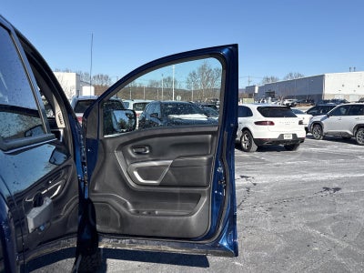 2019 Nissan Titan 4x4 Crew Cab PRO-4X