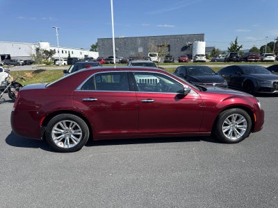 2016 Chrysler 300 4dr Sdn 300C RWD
