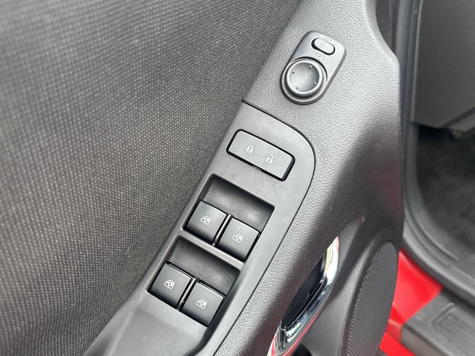 2015 Chevrolet Camaro 2dr Conv LT w/1LT