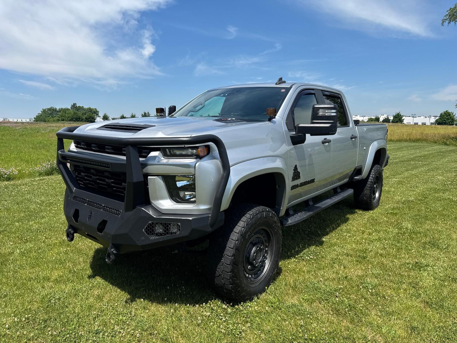 2022 Chevrolet Silverado 2500 HD Crew Cab Long Box 4-Wheel Drive Custom