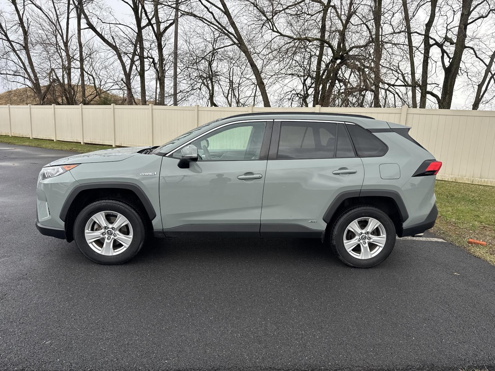 2019 Toyota RAV4 Hybrid XLE AWD (Natl)