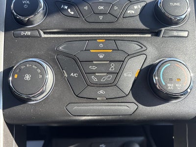 2017 Ford Fusion SE FWD