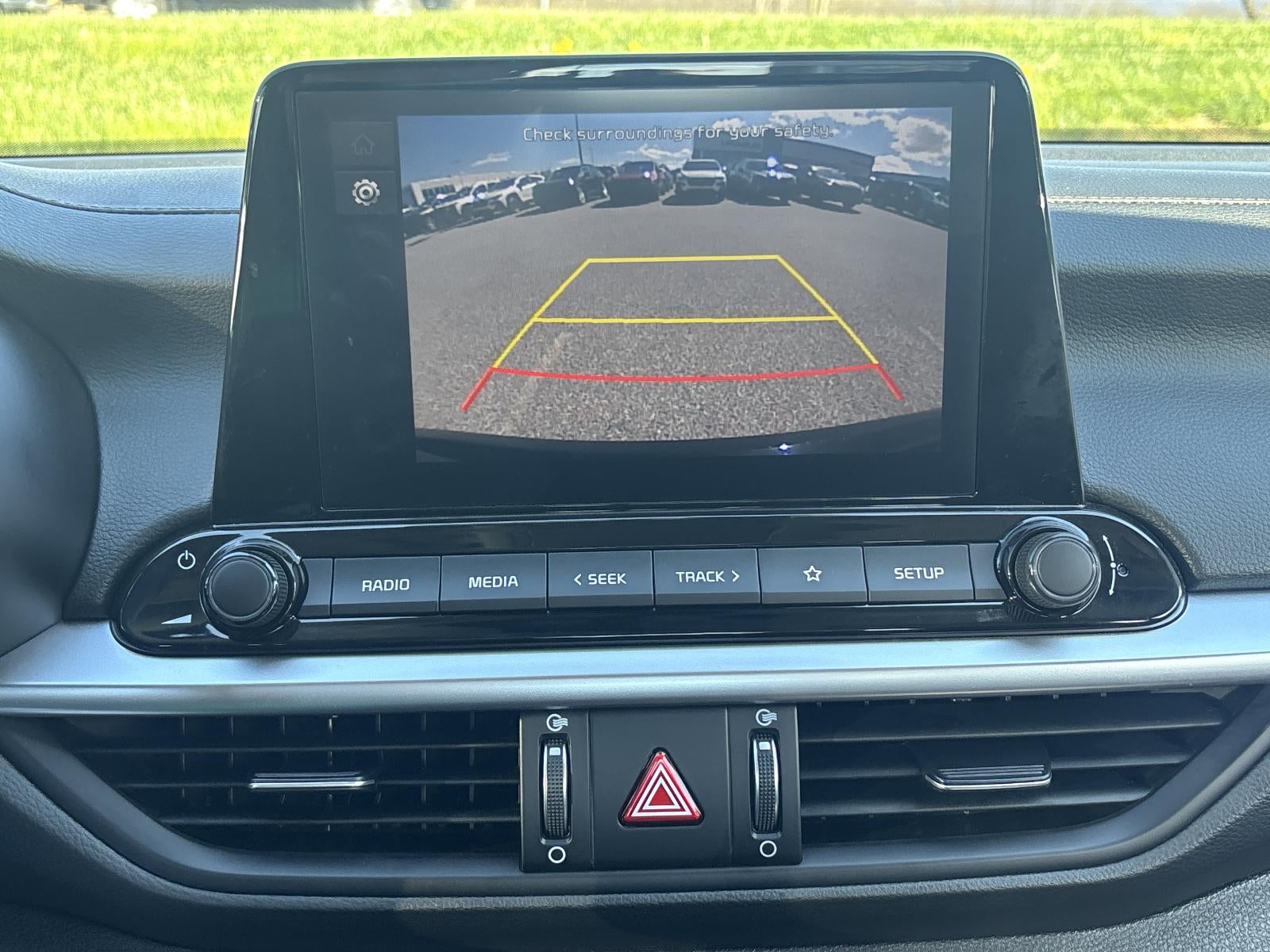 2024 Kia Forte LXS IVT