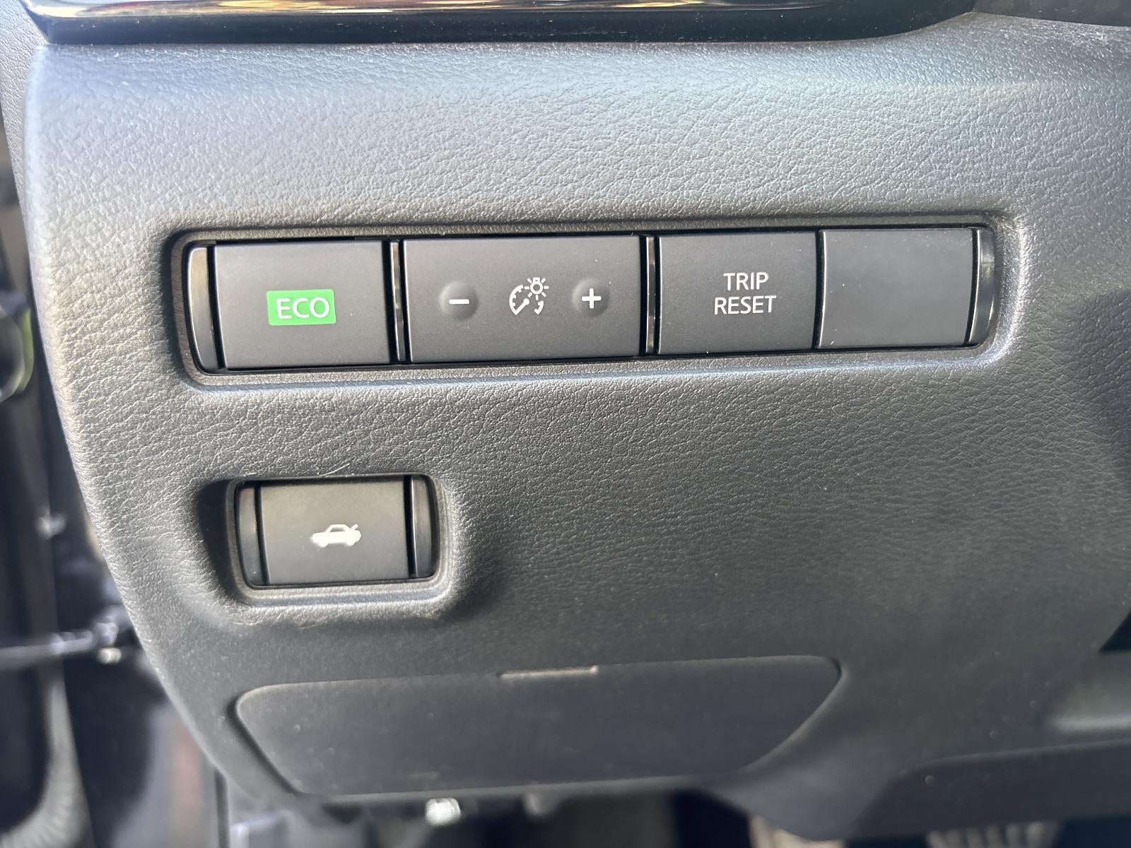 2020 Nissan Sentra SV CVT