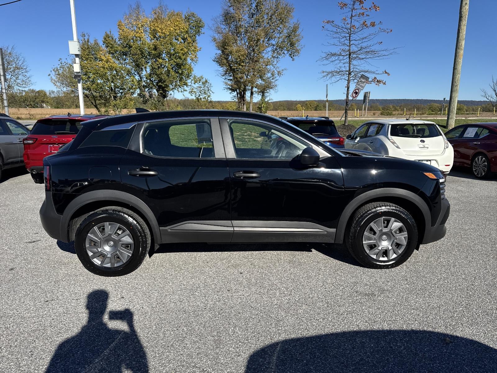 2025 Nissan Kicks S AWD