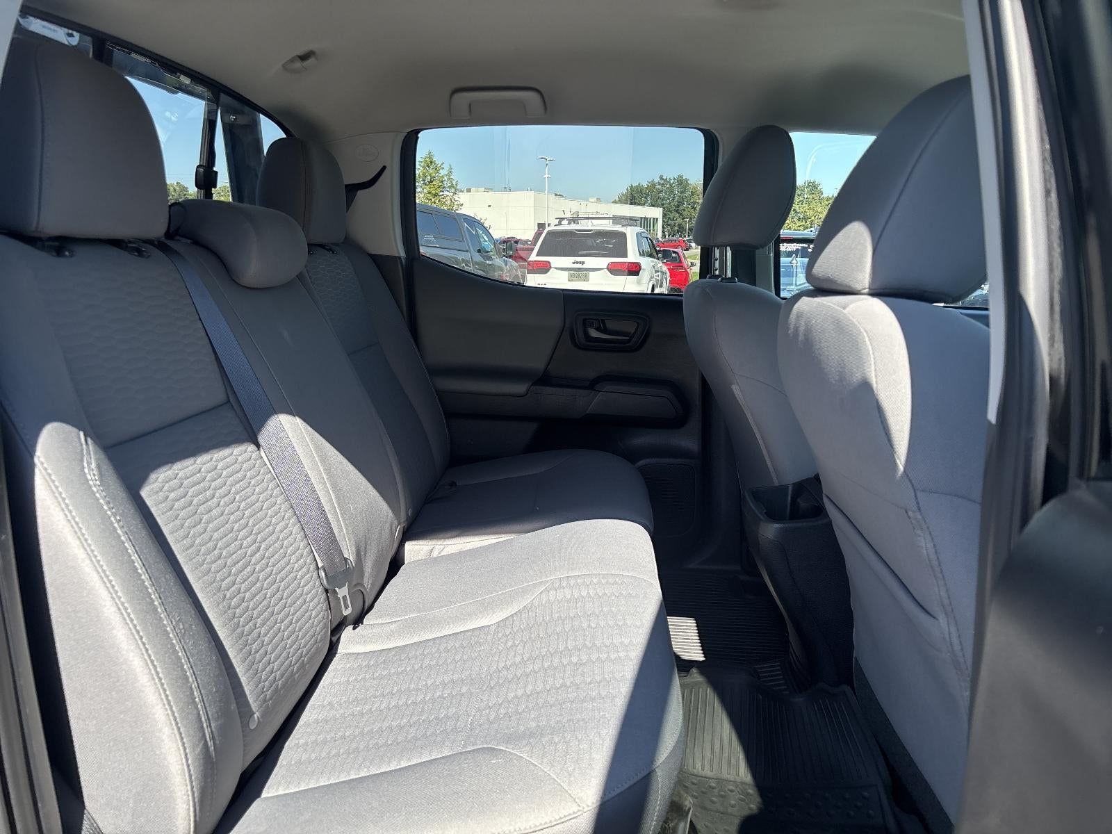 2019 Toyota Tacoma 4WD 4WD SR Double Cab 5' Bed V6 AT (GS)