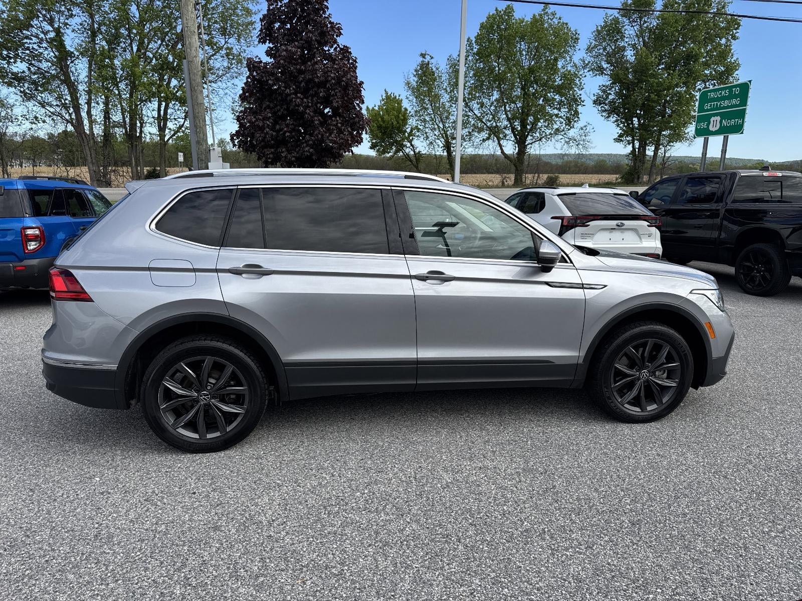 2023 Volkswagen Tiguan 2.0T SE FWD