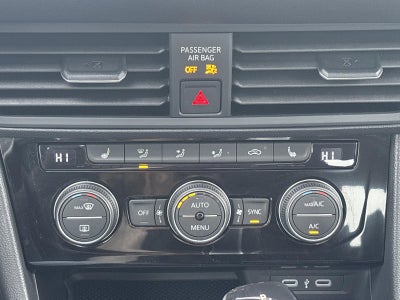 2023 Volkswagen Jetta SE Auto