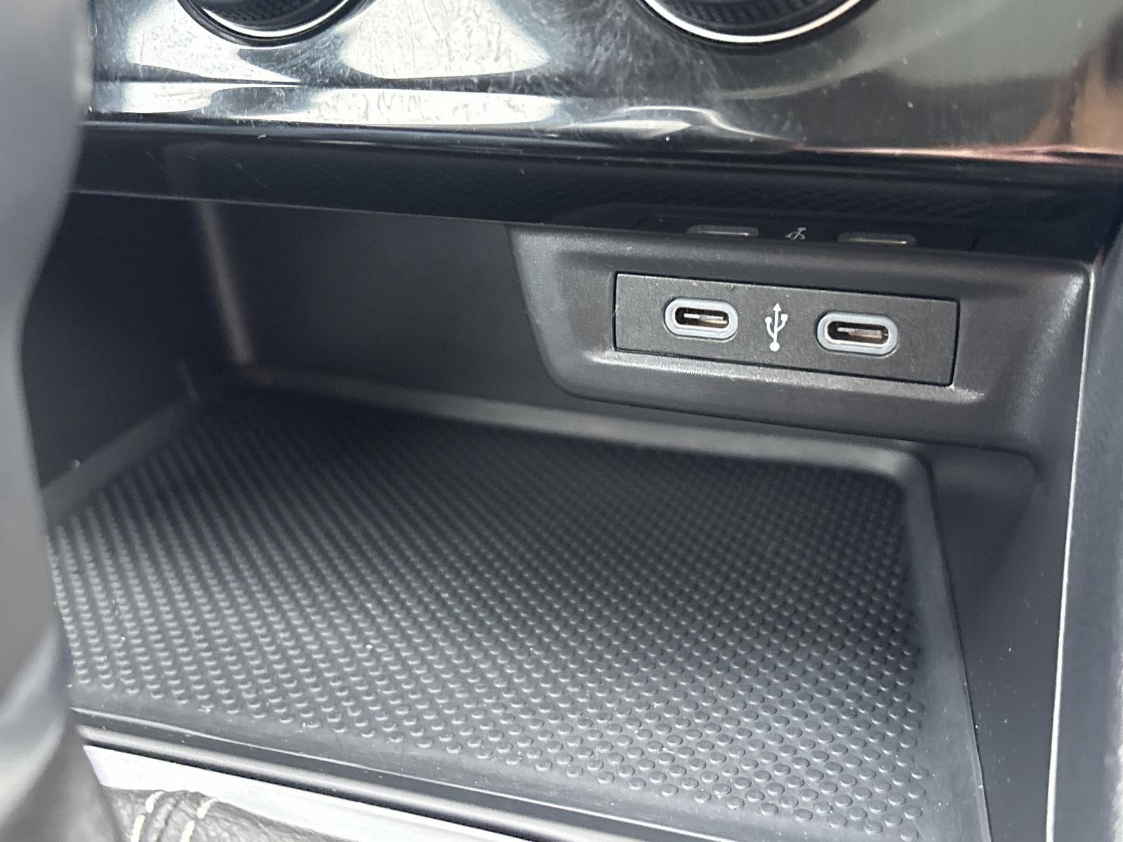 2023 Volkswagen Jetta SE Auto